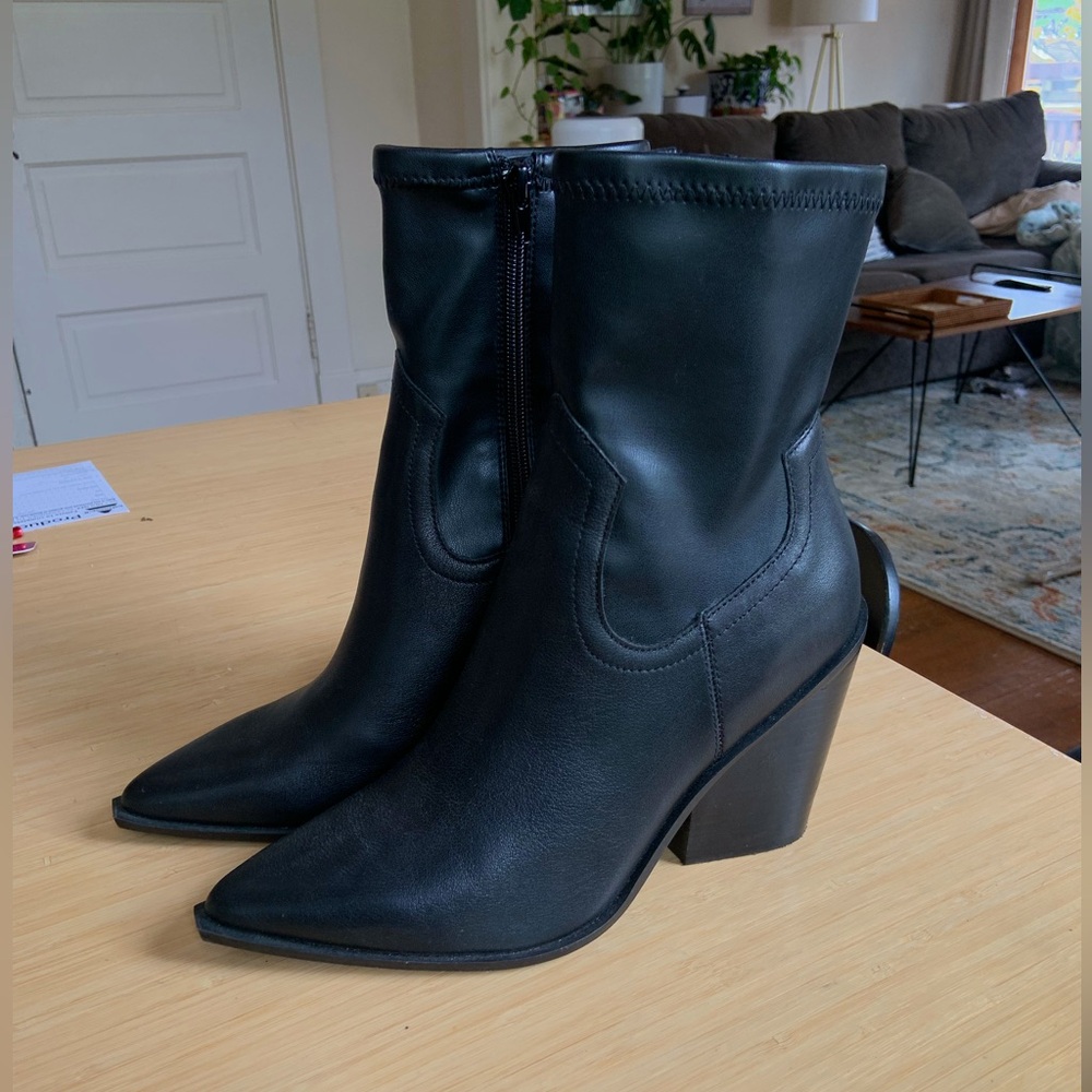 Steve Madden Western Heeled Boot